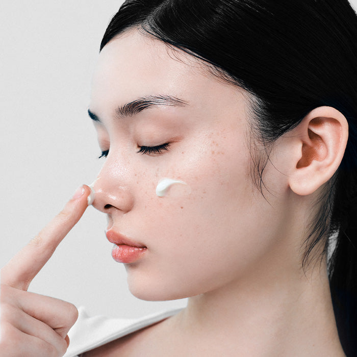 Dr. Althea 345 Relief Cream, a centella and niacinamide moisturizer for post-breakout redness.