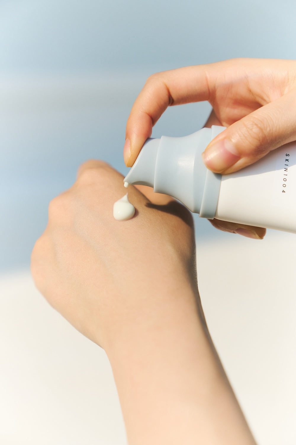 SKIN1004 Madagascar Centella Hyalu-Cica Water-Fit Sun Serum