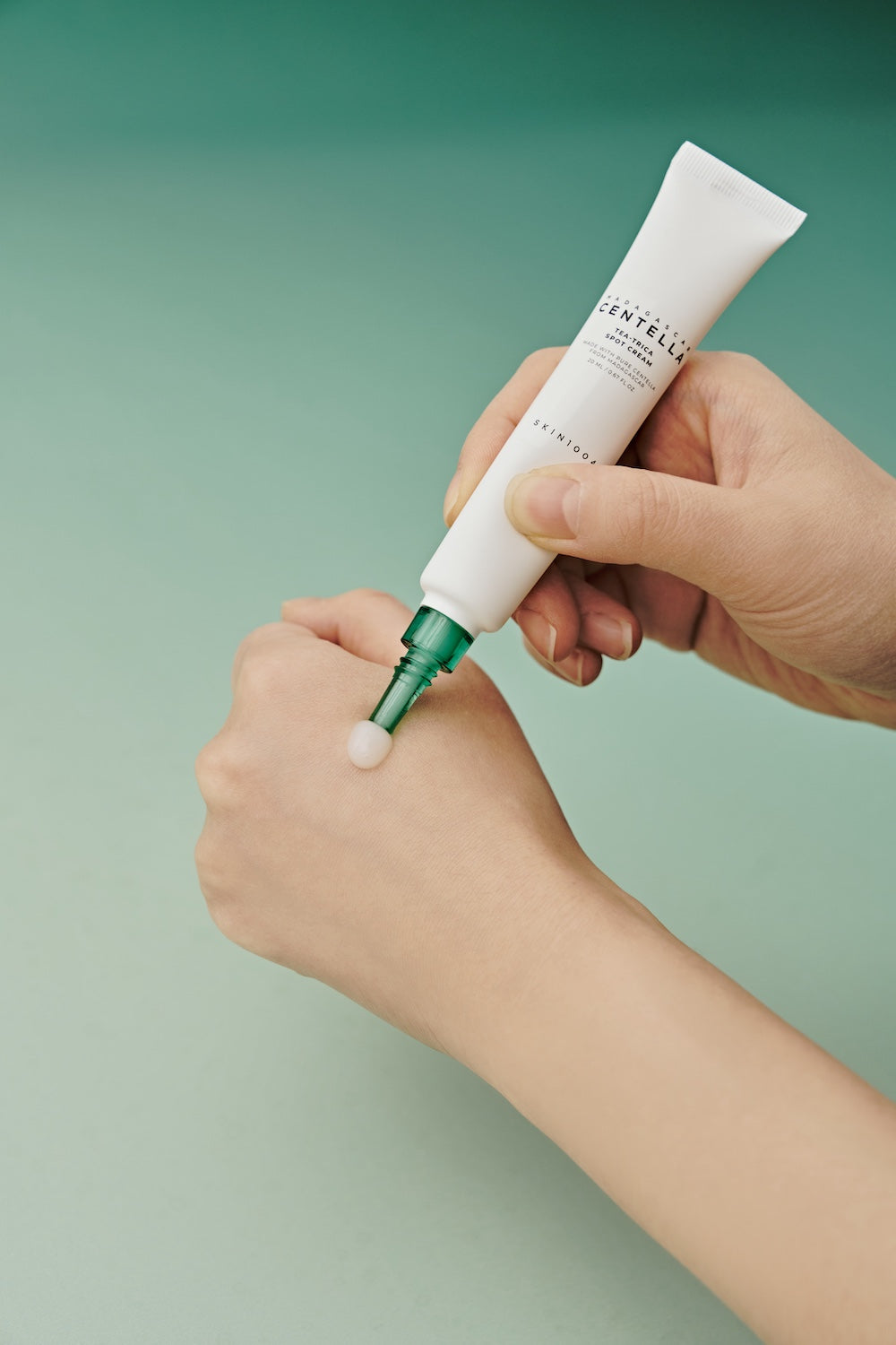 SKIN1004 Madagascar Centella Tea-Trica Spot Cream