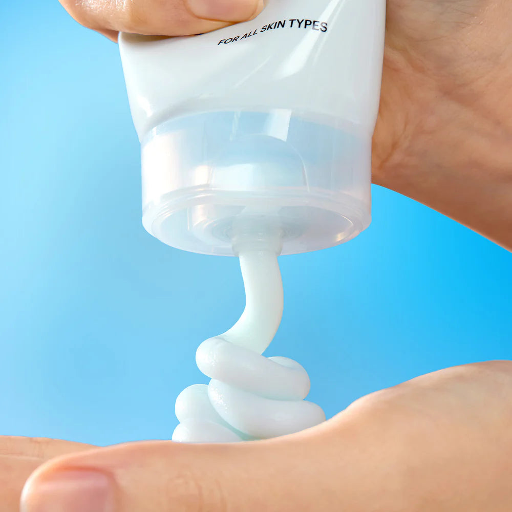 Torriden DIVE IN Low Molecular Hyaluronic Acid Cleansing Foam