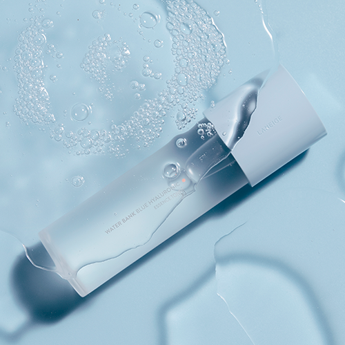 Laneige Water Bank Blue Hyaluronic Essence Toner, a hydrating essence toner with blue hyaluronic acid and niacinamide.